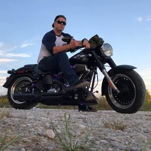 Meet your Posher, Zachary